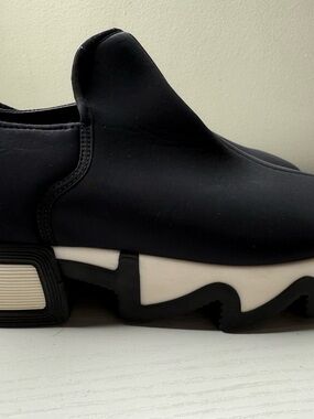 IRI NYC Women's Black Outline Neoprene Vegan Sneakers Size 37 US 6.5